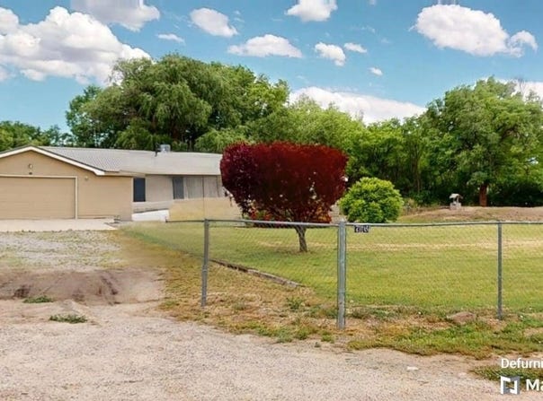 57 County Road, Velarde, NM 87582