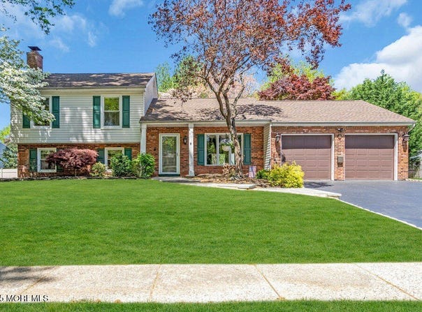 5 Beth Drive, Middletown, NJ 07748