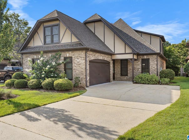 2085 ARBOR HILL PARKWAY, HOOVER, AL 35244