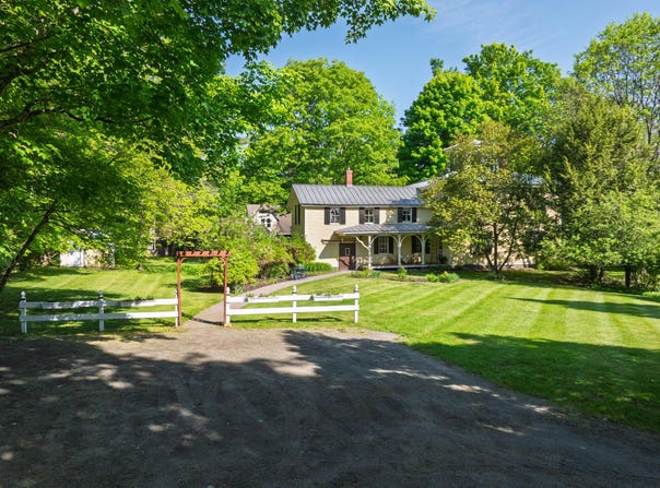8219 River Street, Elizabethtown, NY 12932