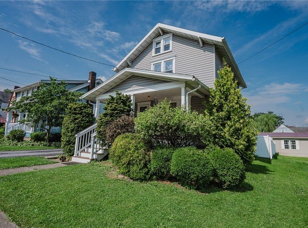 612 S 5th St, Indiana Boro, PA 15701