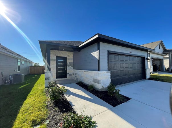 125 Unforgiven Ln, Jarrell, TX 76537