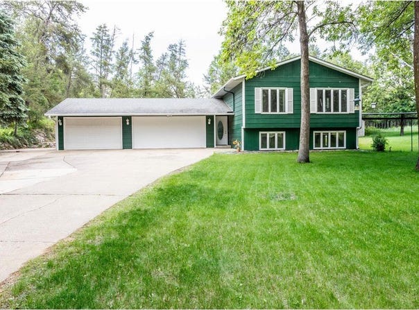 8176 Greenwood Road, Baxter, MN 56425