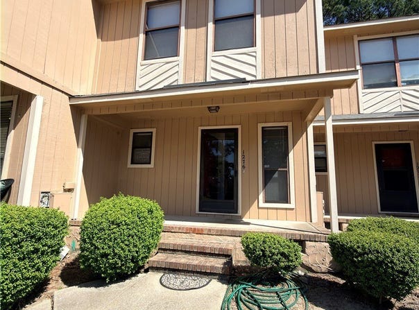 1276 N Forest Drive, Fayetteville, NC 28303