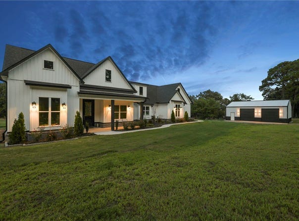 5040 Webster Branch Way, Van Buren, AR 72956