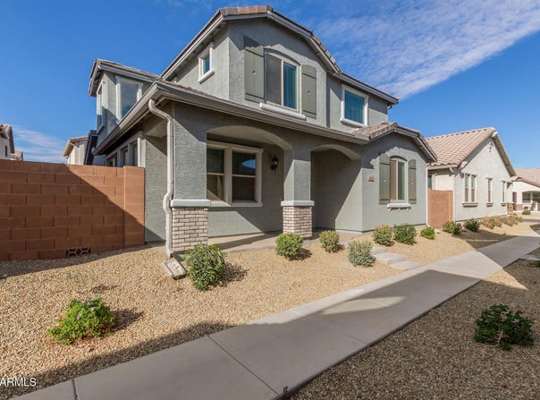 14223 W BRONCO Trail, Surprise, AZ 85387