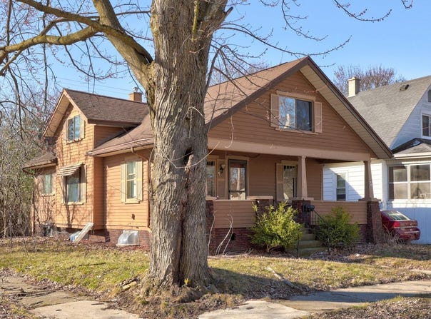 1403 Cypress, Saginaw, MI 48602