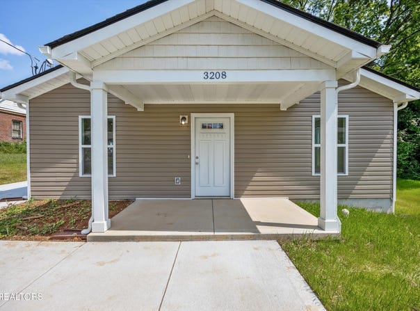 3208 Wimpole Ave, Knoxville, TN 37914