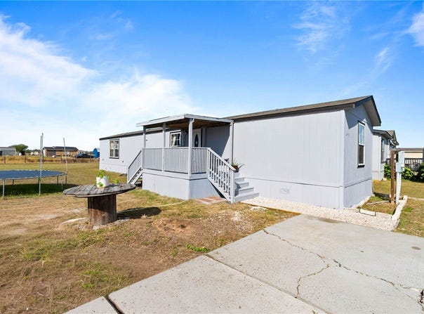 4533 E Granado Drive, Robstown, TX 78380