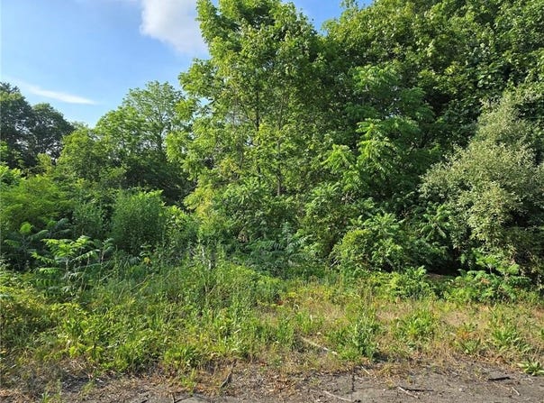 16 Vars Lane, Westerly, RI 02808