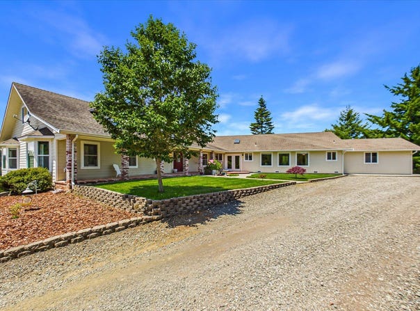 3375 Rock Springs Road, Hydesville, CA 95547