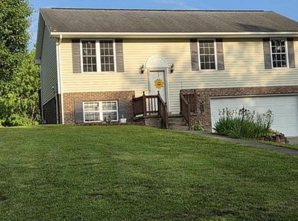 15 Walker Drive, Beattyville, KY 41311