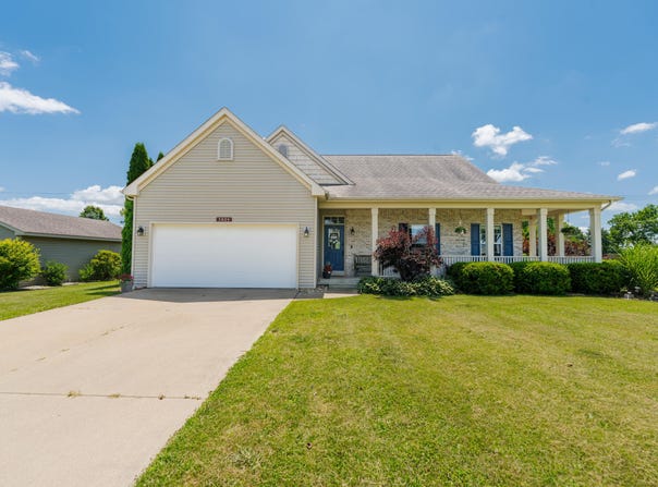 5804 QR Avenue E, Scotts, MI 49088