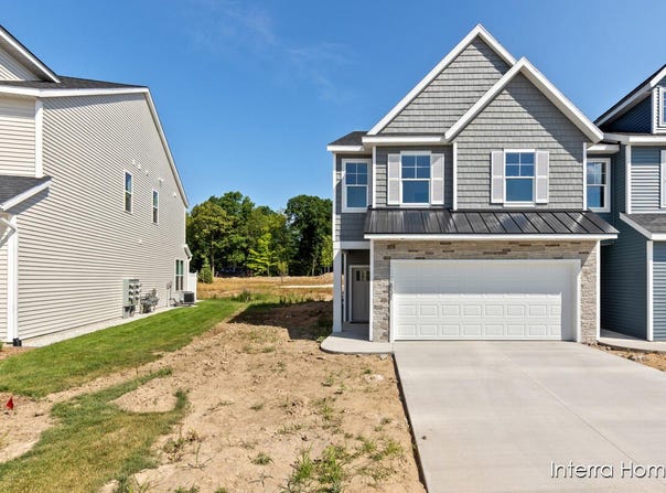2831 W Highgate Street, Kentwood, MI 49512