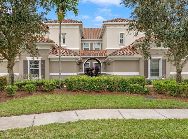 10251 Glastonbury Circle, Fort Myers, FL 33913