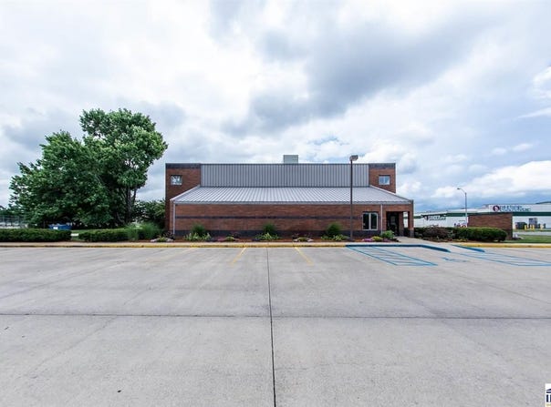 3498 S 4th Street, Terre Haute, IN 47802