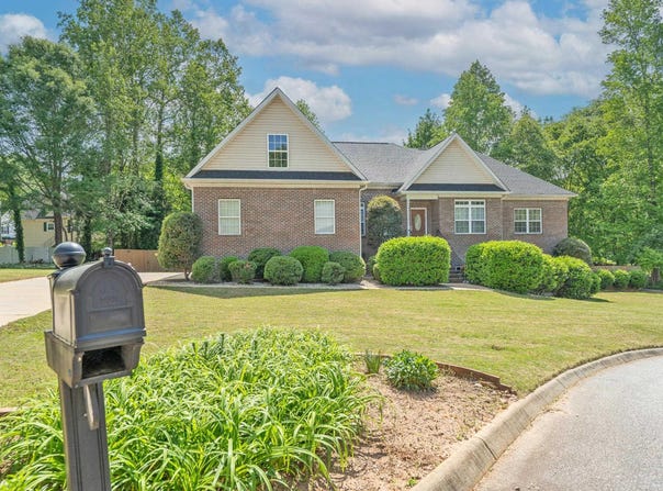 103 Graclan Court, Simpsonville, SC 29680