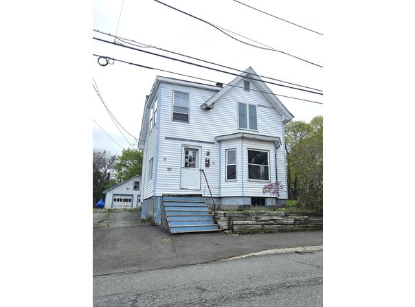 26 Walter Street, Bangor, ME 04401