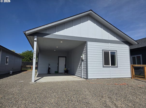 2010 True Loop, LaGrande, OR 97850