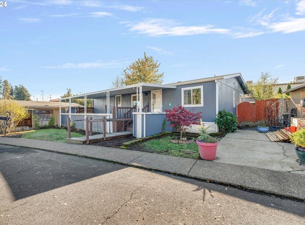 570 N 10TH AVE, Cornelius, OR 97113