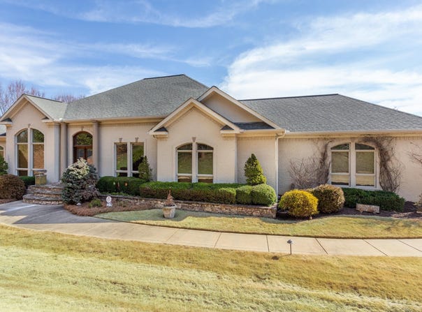 5 RUBY RIDGE ROAD, ANNISTON, AL 36207