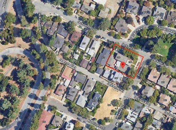 284 Elmwood Street, Mountain View, CA 94043