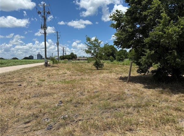 Tbd E Travis Avenue, Mart, TX 76664