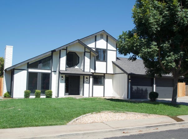 769 N Valencia Boulevard, Woodlake, CA 93286