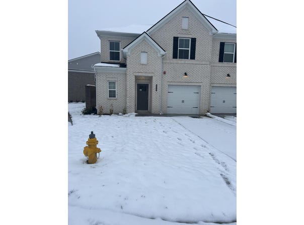 204 Douglas Bend Road, Gallatin, TN 37066