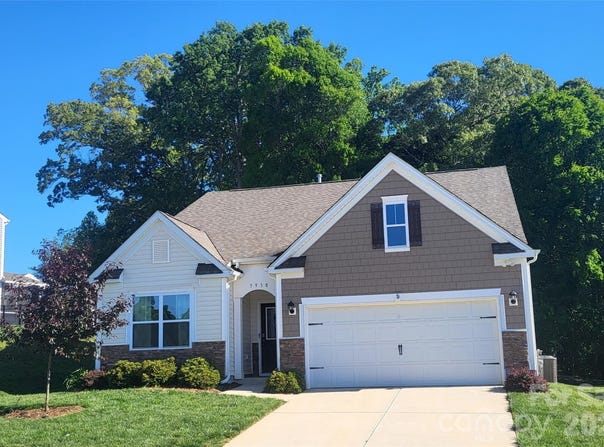 3938 Village Boulevard NW, Conover, NC 28613