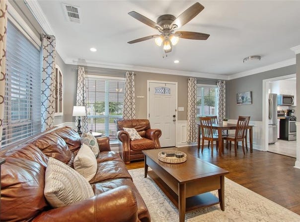 3909 Locke Avenue, Fort Worth, TX 76107