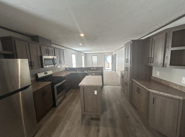 767 Virginia, Belleville, MI 48111