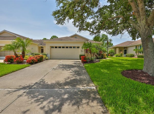 2201 NANTUCKET DRIVE, SUN CITY CENTER, FL 33573