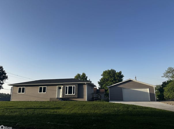 708 STATE Street, Bedford, IA 50833