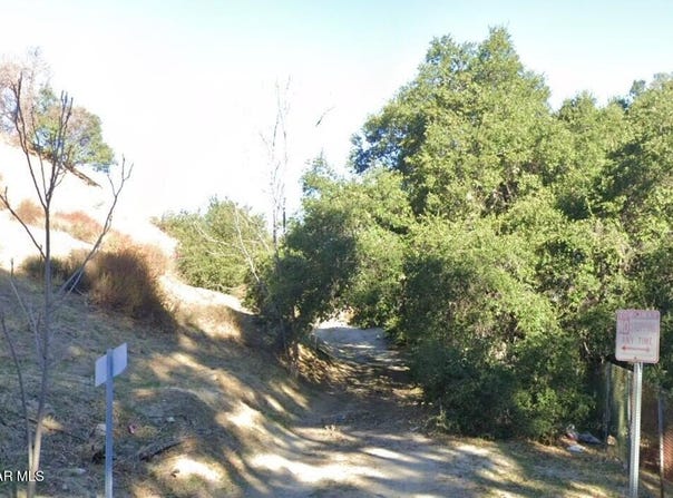 9646 Oak Bend Drive, Tujunga, CA 91042