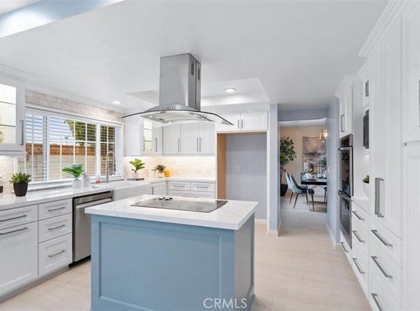 16001 Ballantine Lane, Huntington Beach, CA 92647