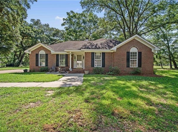8653 Rosalene Street E, Grand Bay, AL 36541