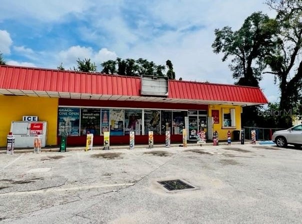 223 E VOORHIS AVENUE, DELAND, FL 32724