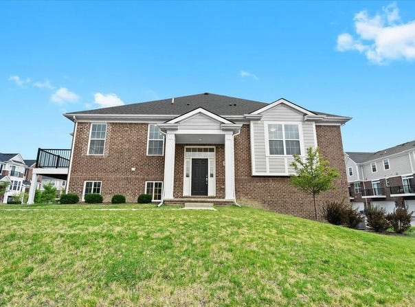 49667 Lantern Way, Canton, MI 48188