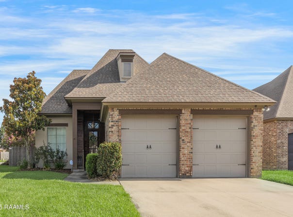 501 Birchview Drive, Broussard, LA 70518