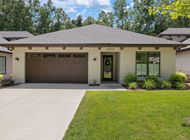 2033 Ottawa Beach Road, Holland, MI 49424