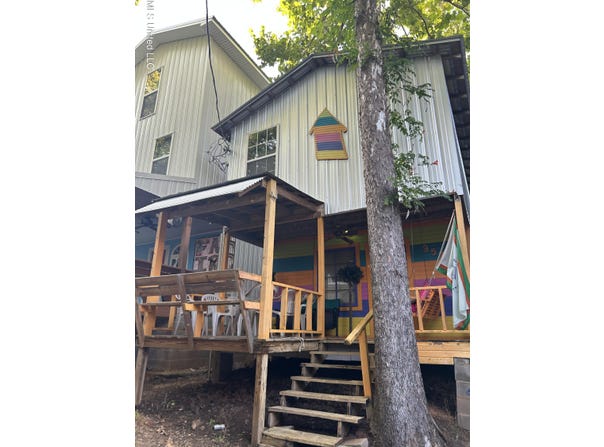 16800 Hwy 21, Philadelphia, MS 39350