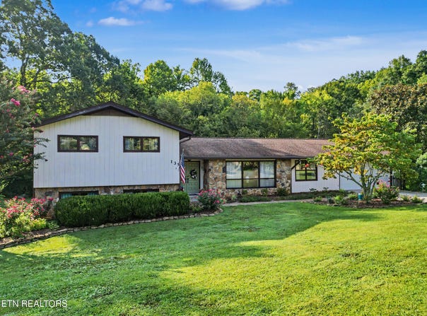 135 Terisu Circle, Powell, TN 37849
