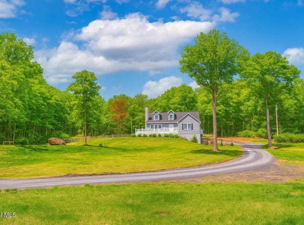 214 Vosenkill Road, Athens, NY 12015