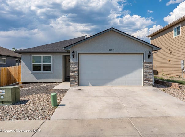 1652 E 17th Circle, Rifle, CO 81650