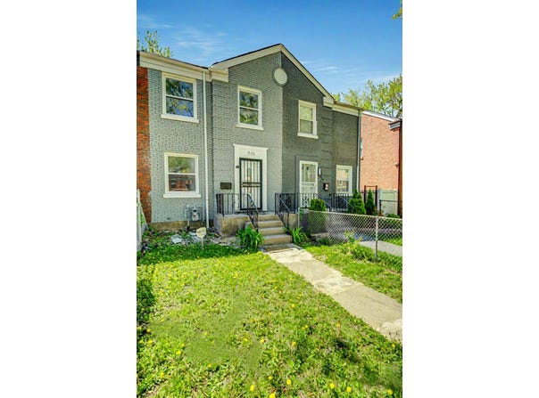 715 E 105TH Place, Chicago, IL 60628