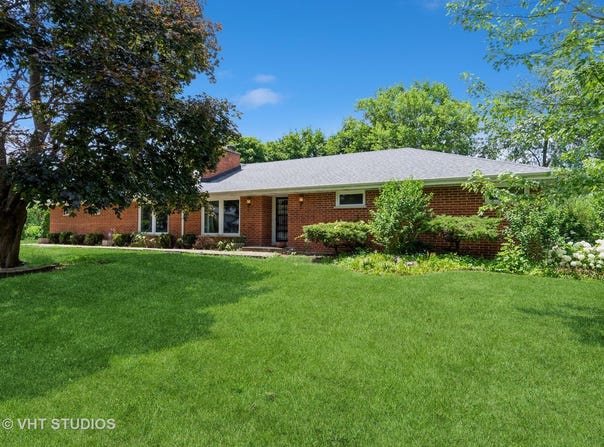 1007 Sunset Avenue, Yorkville, IL 60560