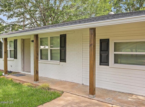 2498 Highway 16, Carthage, MS 39051