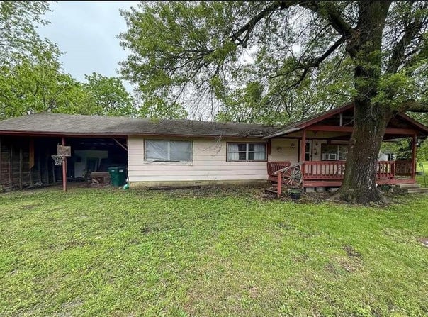 108 S Oak Street, Mulberry, KS 66756