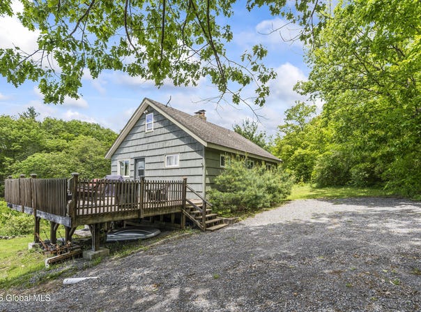 19 Knowles Road, Rensselaerville, NY 12469